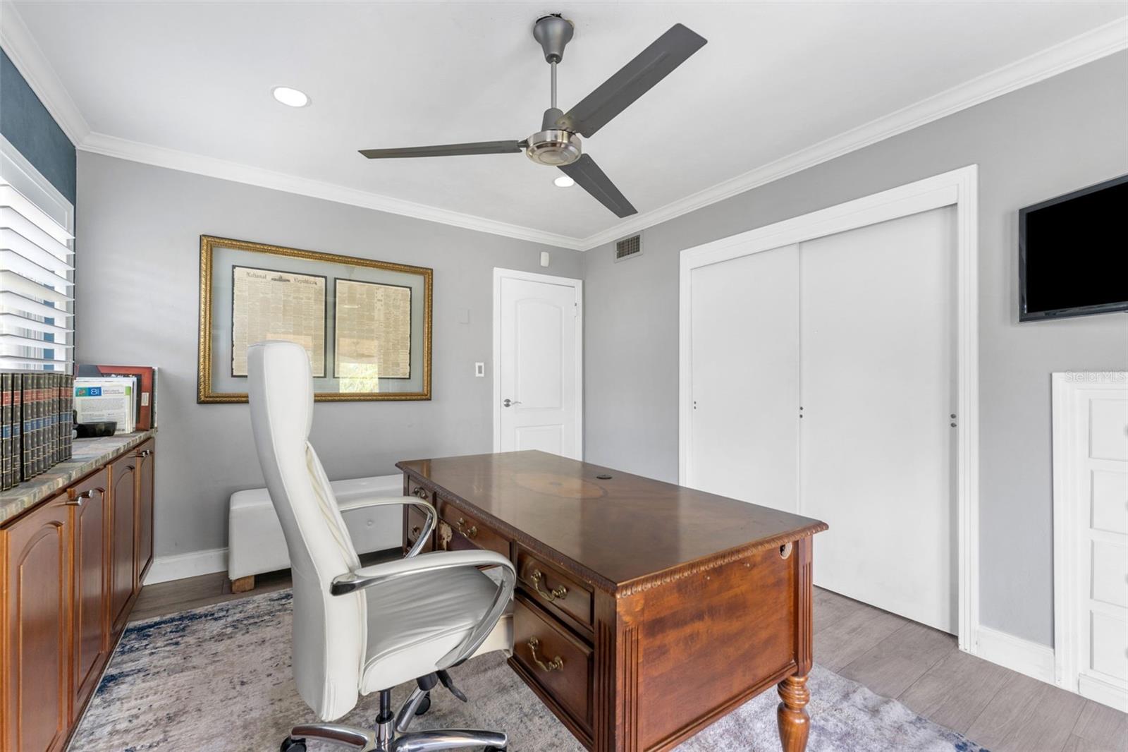 807 W BRADDOCK ST, TAMPA, FL, 33603