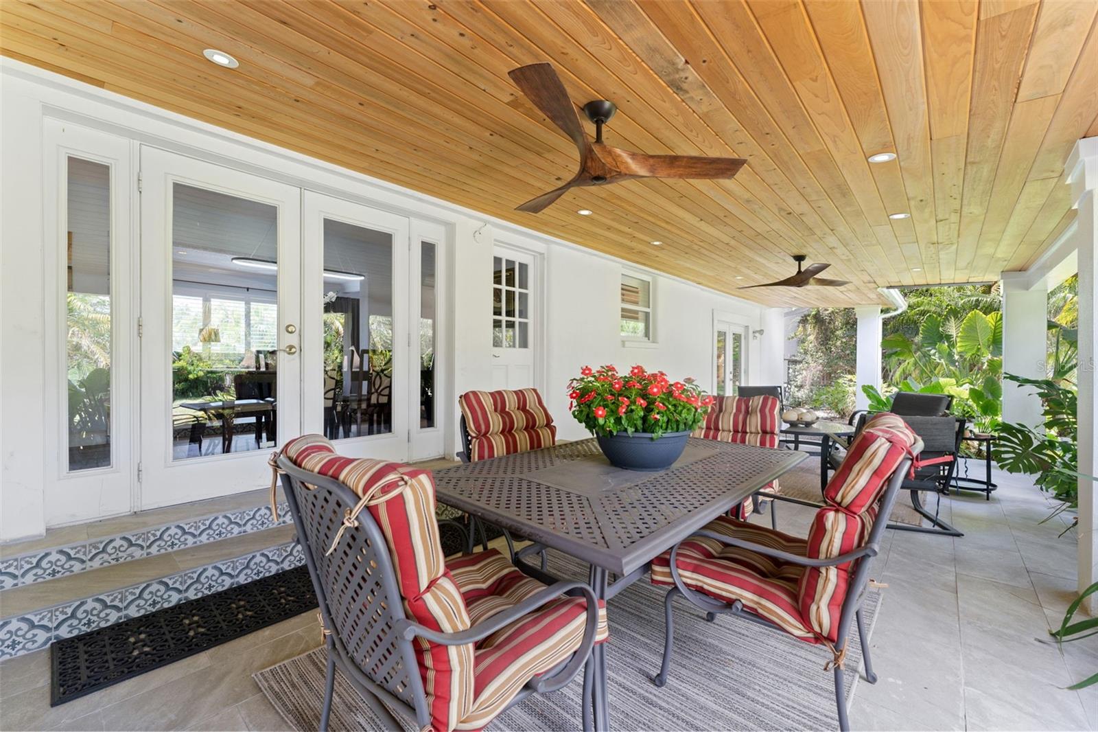 807 W BRADDOCK ST, TAMPA, FL, 33603