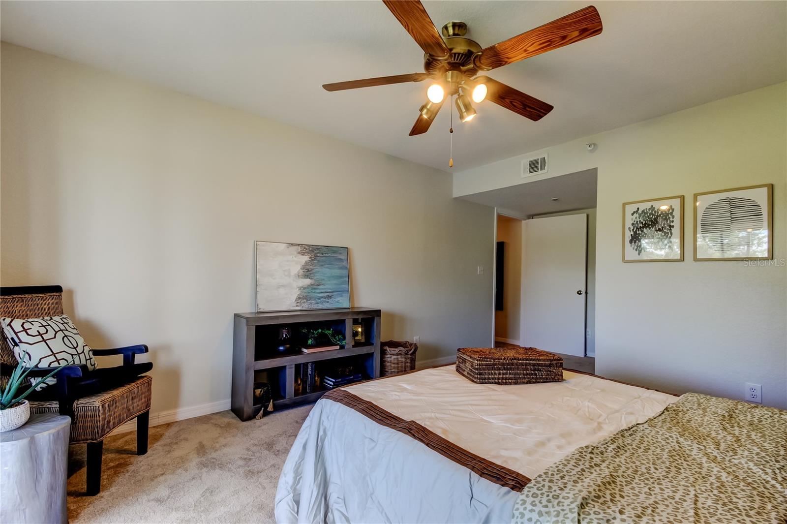 Bedroom 2 w/Balcony