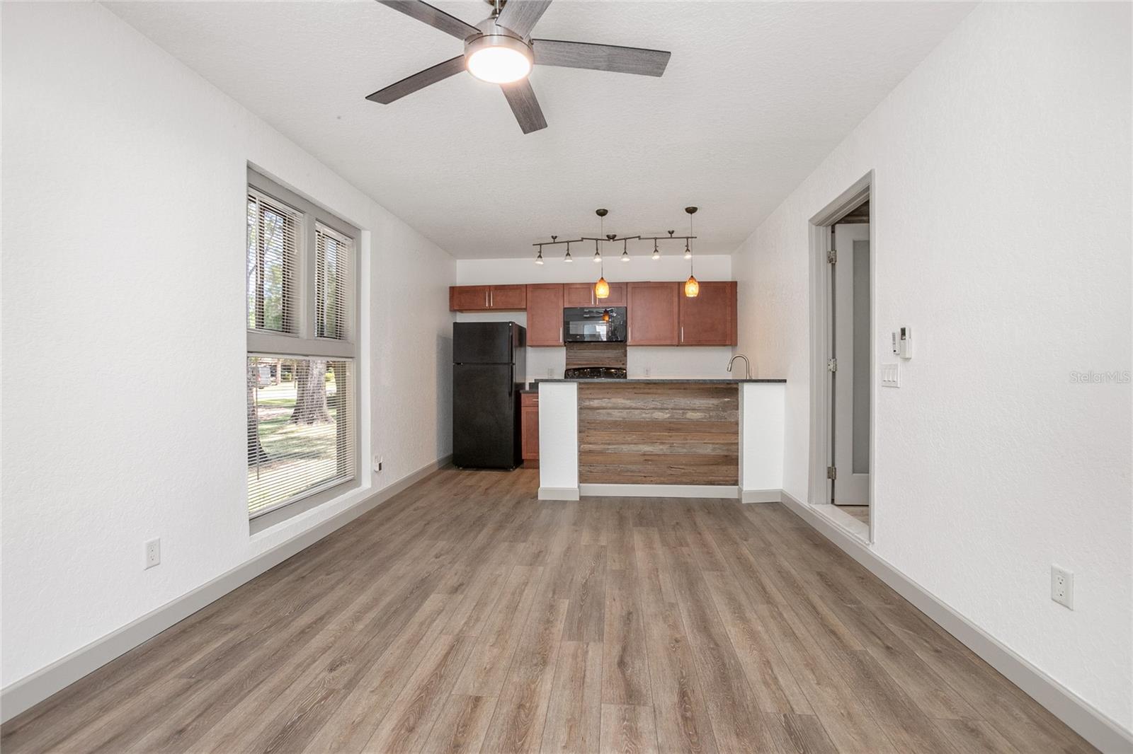 510 E WISCONSIN AVE, ORANGE CITY, FL, 32763