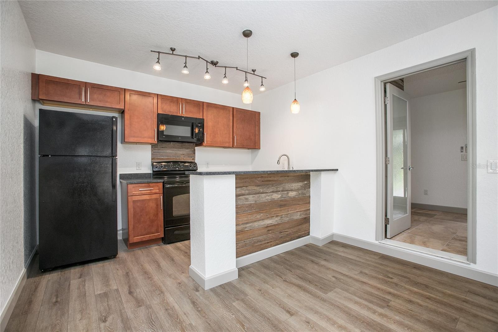 510 E WISCONSIN AVE, ORANGE CITY, FL, 32763