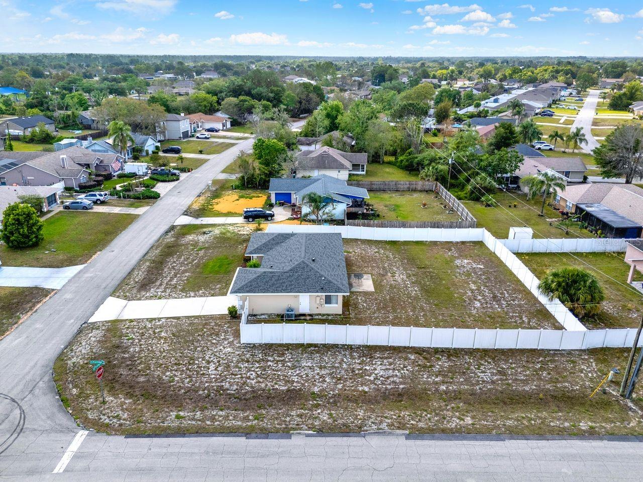 2764 W COVINGTON DR, DELTONA, FL, 32738