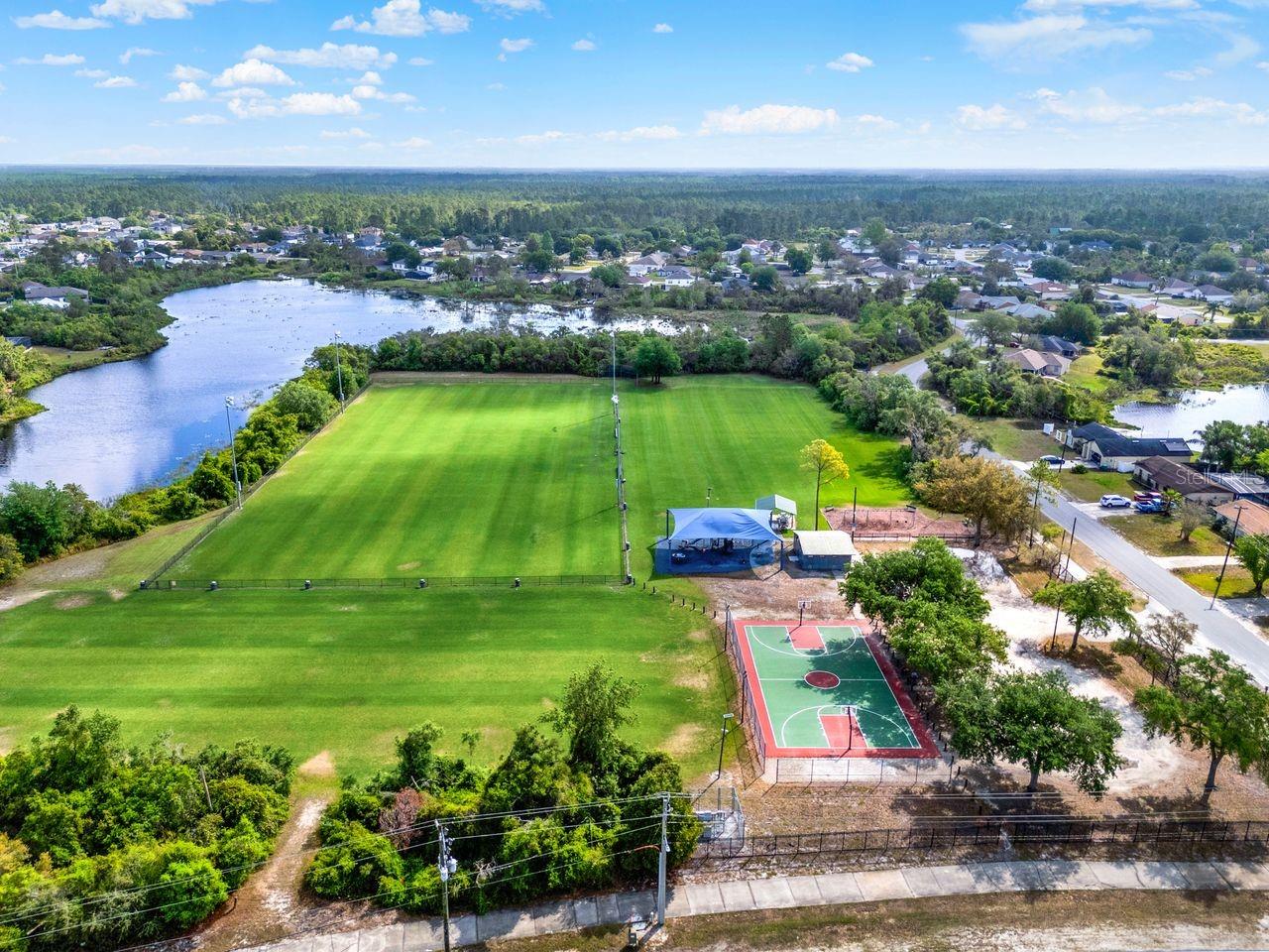 2764 W COVINGTON DR, DELTONA, FL, 32738