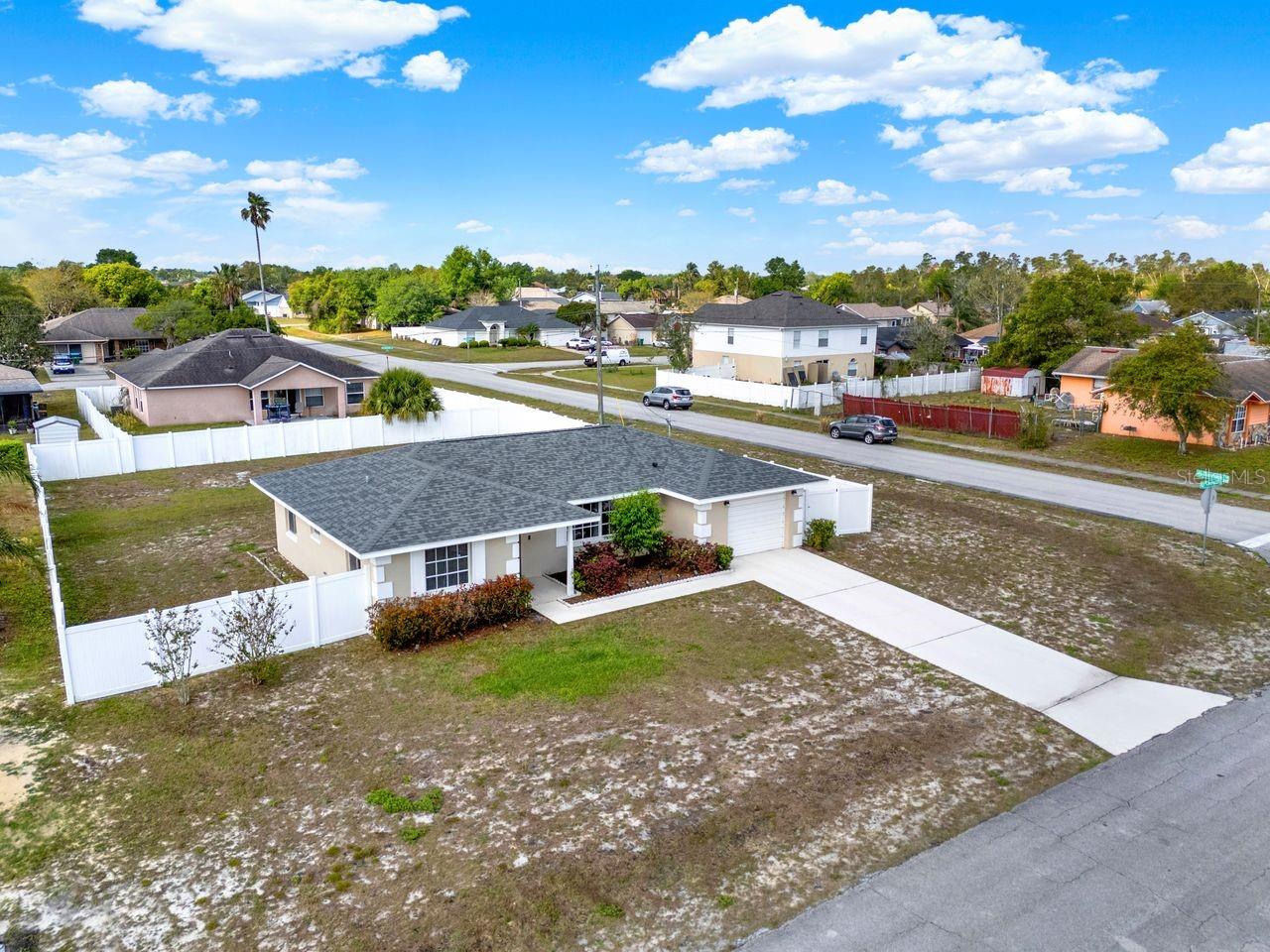 2764 W COVINGTON DR, DELTONA, FL, 32738