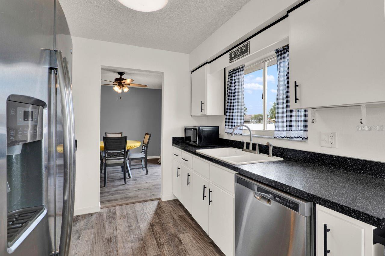 2764 W COVINGTON DR, DELTONA, FL, 32738