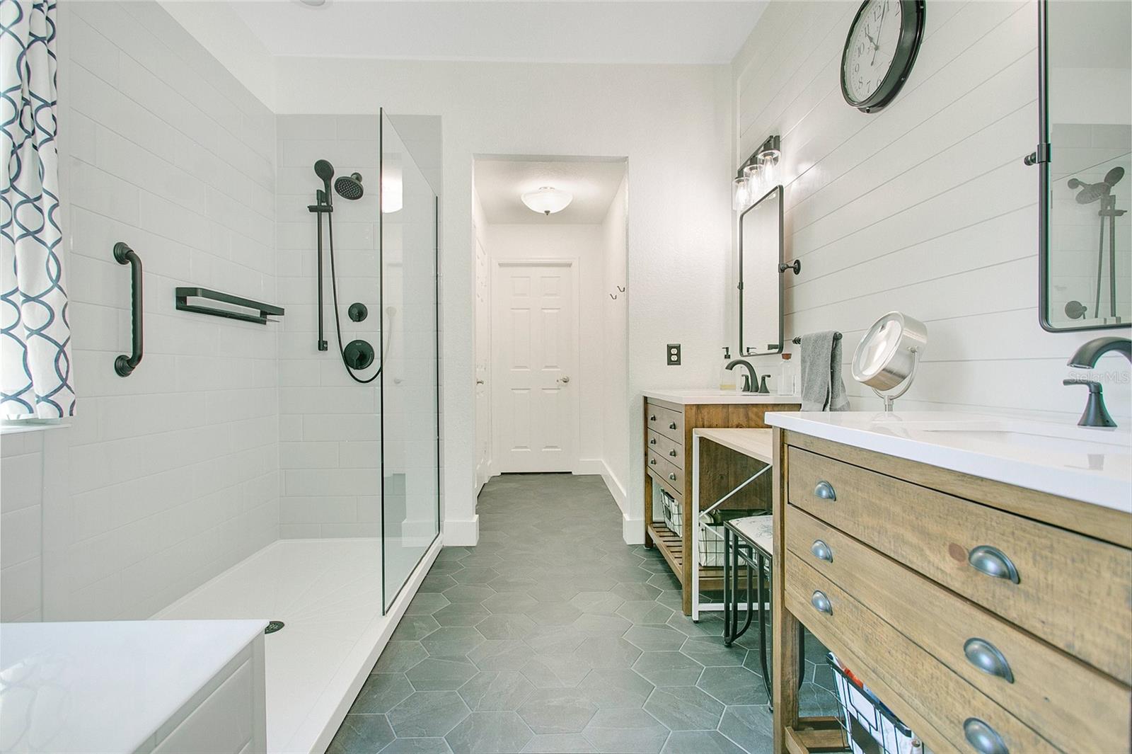 8555 ABBOTSBURY DR, WINDERMERE, FL, 34786