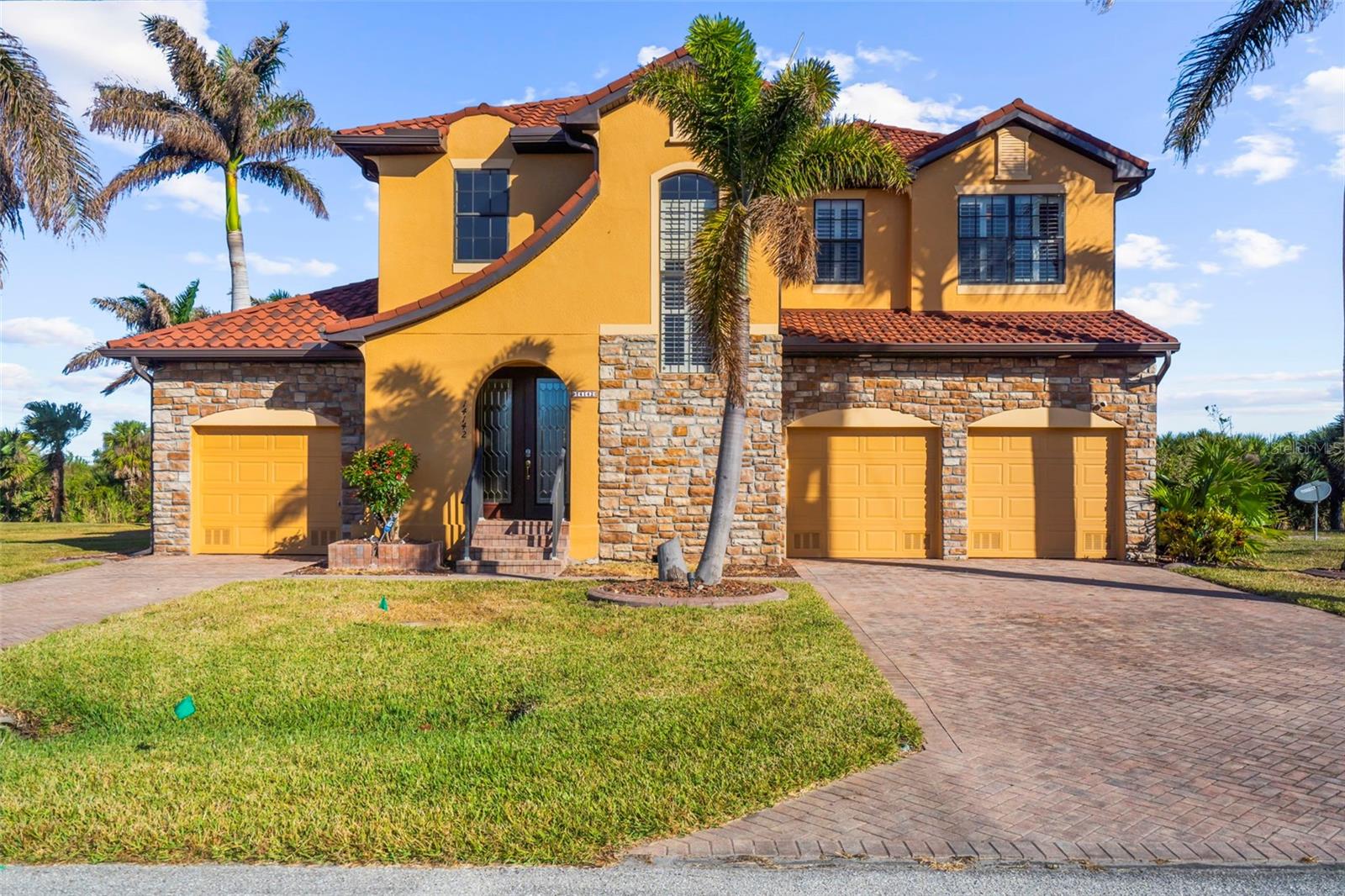 14142 FORT MYERS AVE, PORT CHARLOTTE, FL, 33981