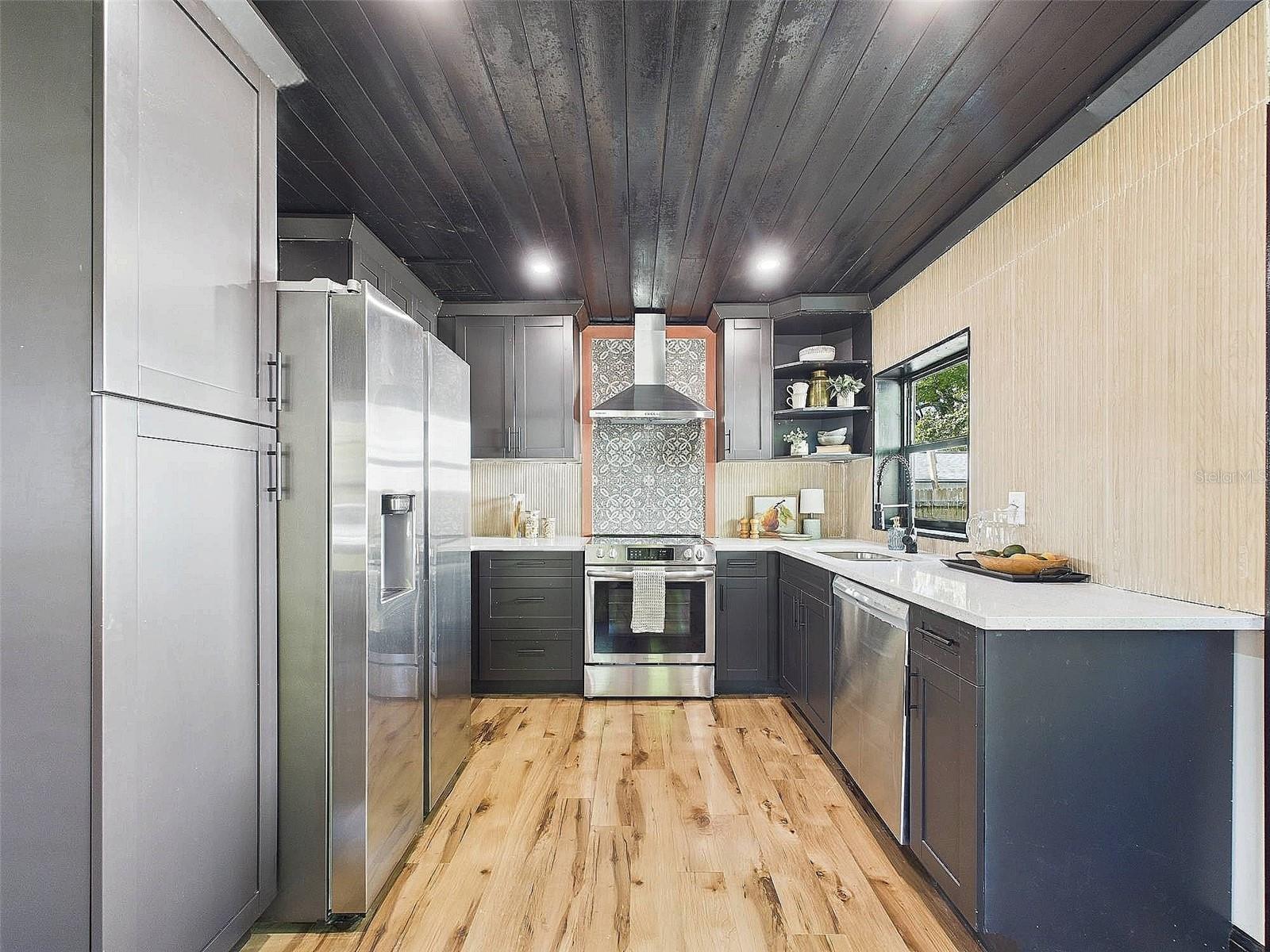 1221 E EMMA ST, TAMPA, FL, 33603