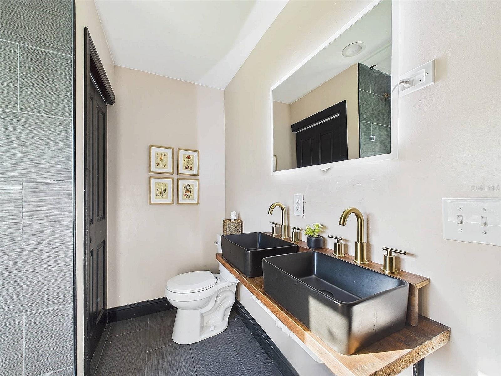 1221 E EMMA ST, TAMPA, FL, 33603