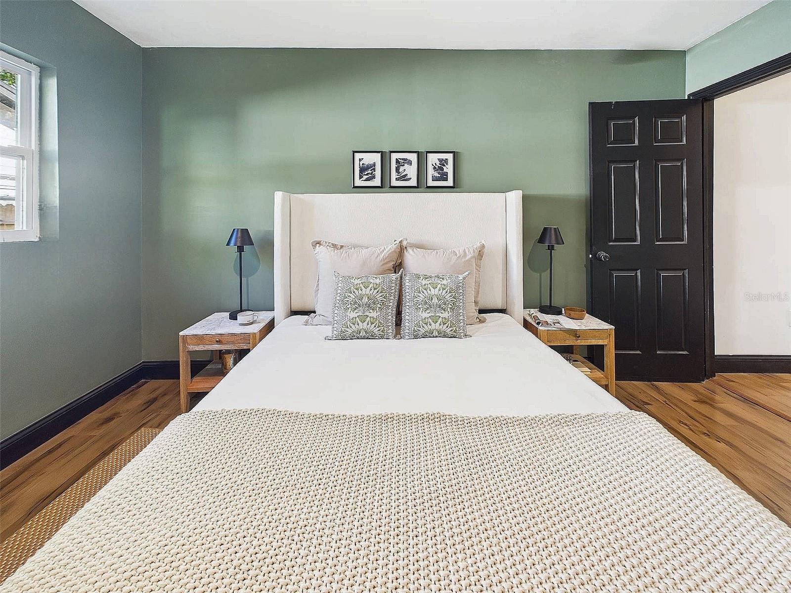 1221 E EMMA ST, TAMPA, FL, 33603