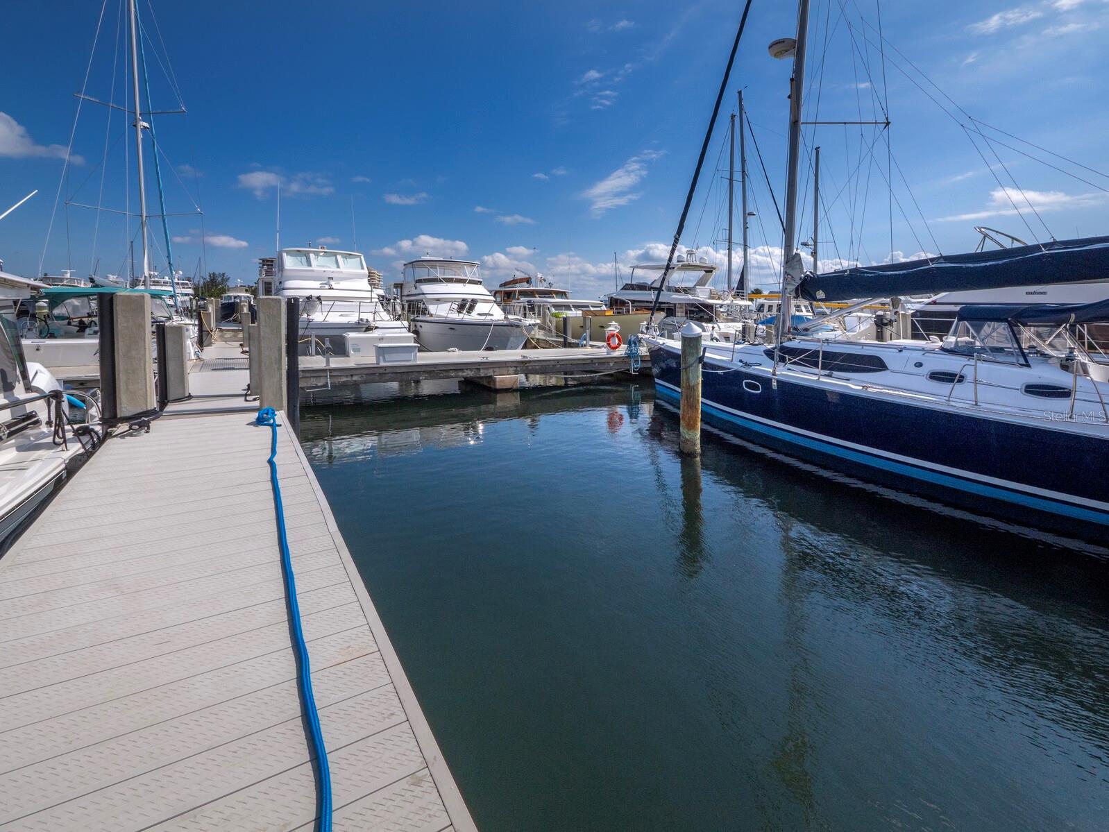 2600 HARBOURSIDE DR #C-12, LONGBOAT KEY, FL, 34228