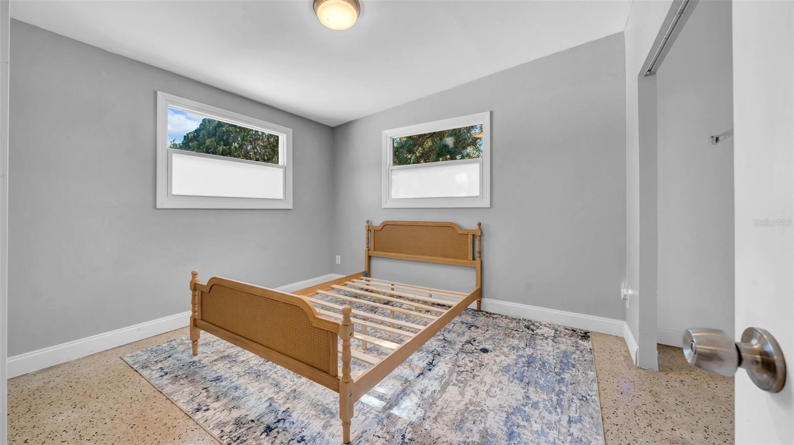 5601 CEDAR ST NE, ST PETERSBURG, FL, 33703