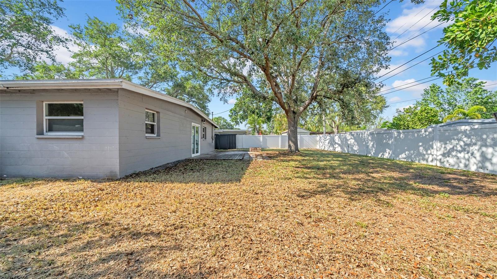 5601 CEDAR ST NE, ST PETERSBURG, FL, 33703