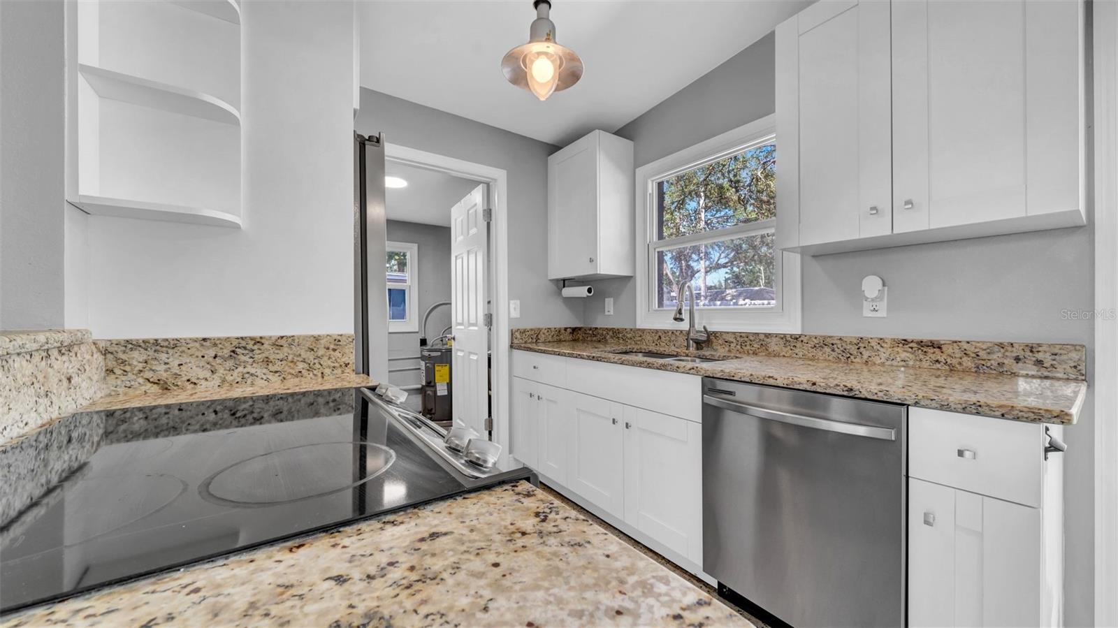 5601 CEDAR ST NE, ST PETERSBURG, FL, 33703