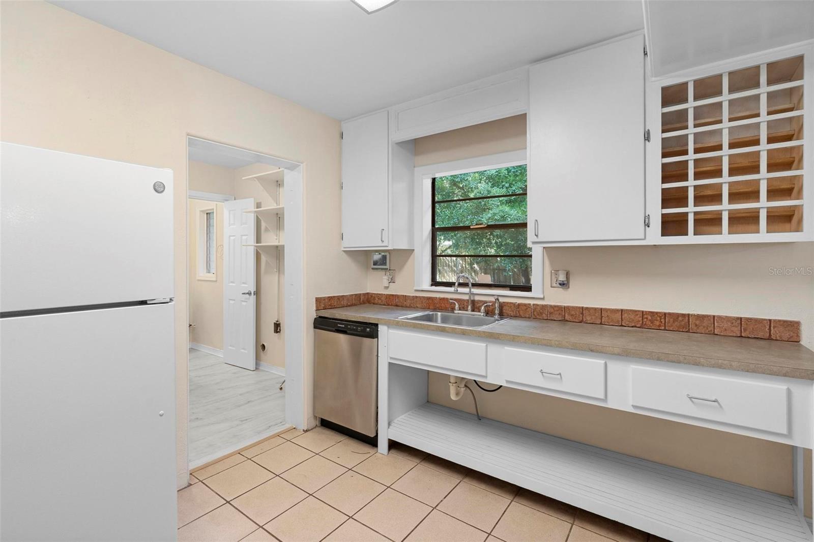 825 BALTIMORE DR, ORLANDO, FL, 32810