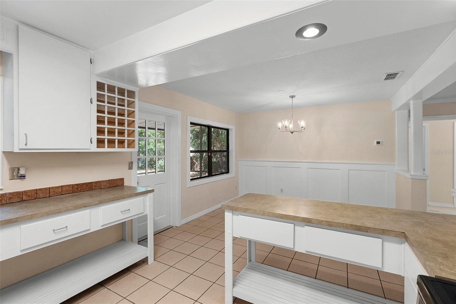 825 BALTIMORE DR, ORLANDO, FL, 32810