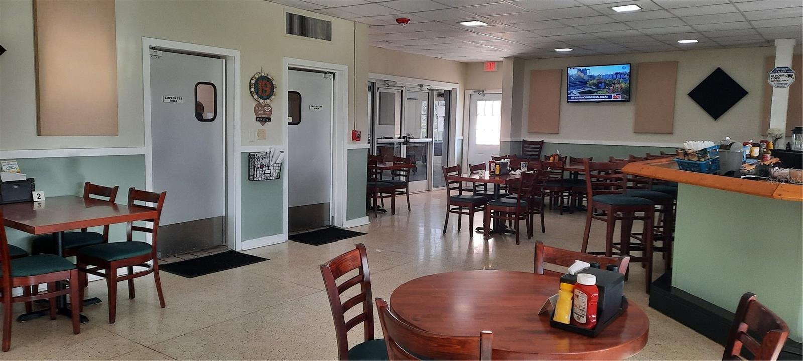 911 BOUGAINVILLE DR, INDIAN LAKE ESTATES, FL, 33855