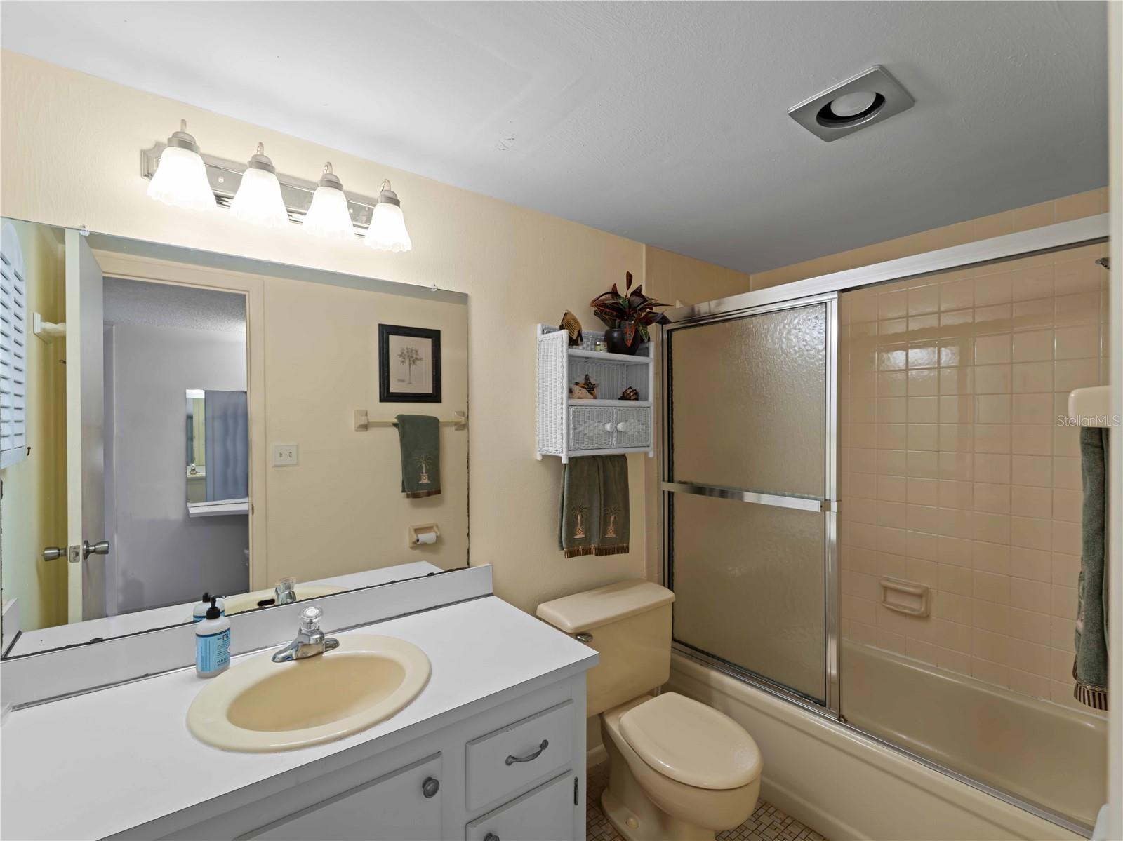 C7508552 Property Photo