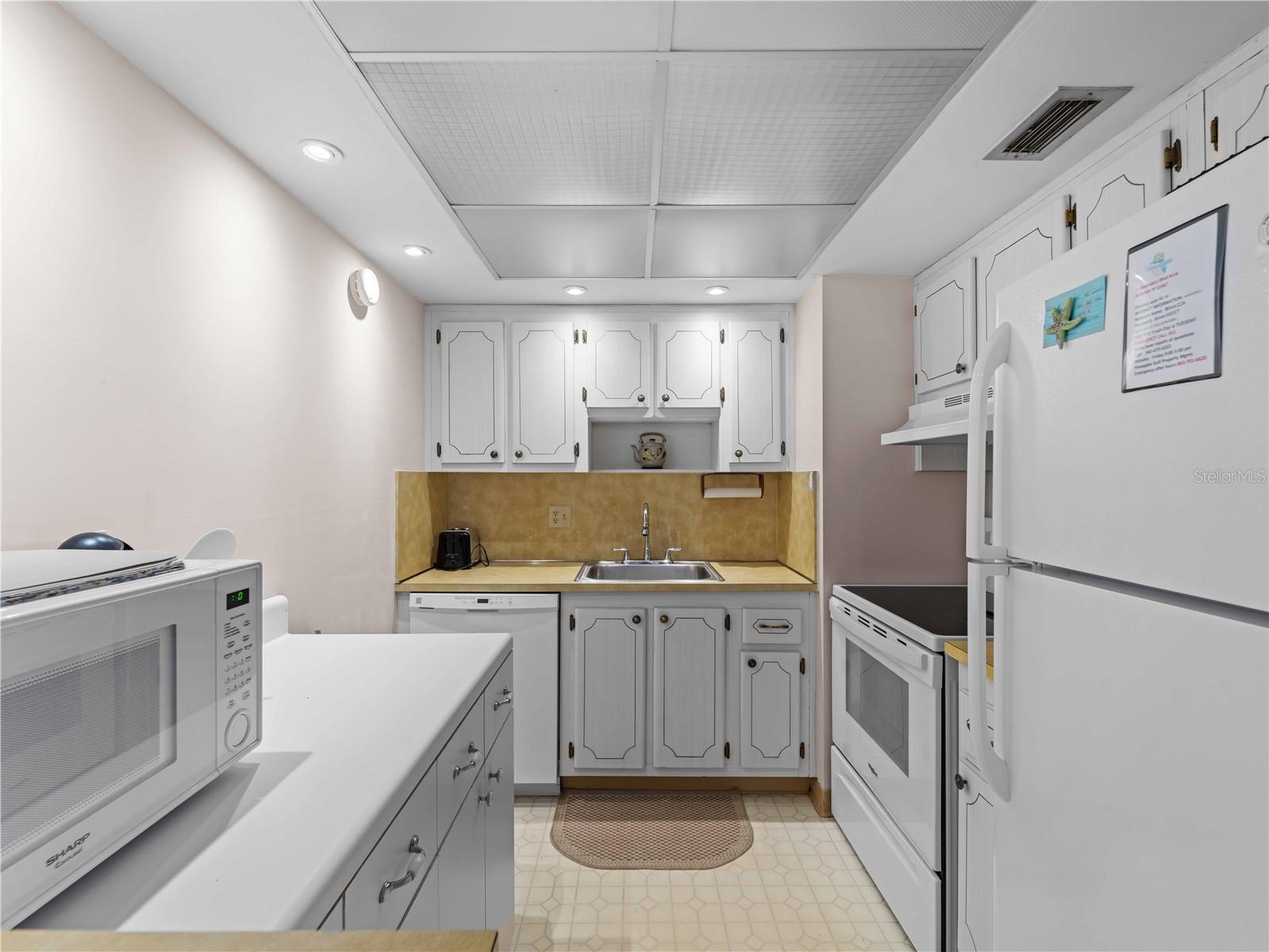 C7508552 Property Photo