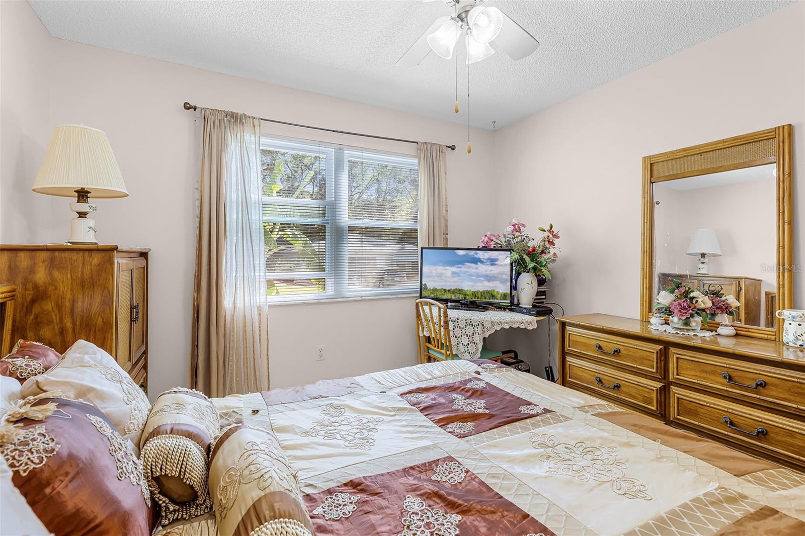 32537 OAK PARK DR, LEESBURG, FL, 34748