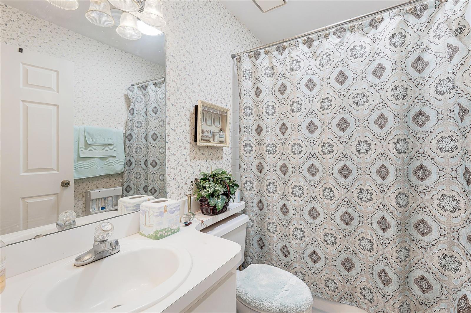 32537 OAK PARK DR, LEESBURG, FL, 34748