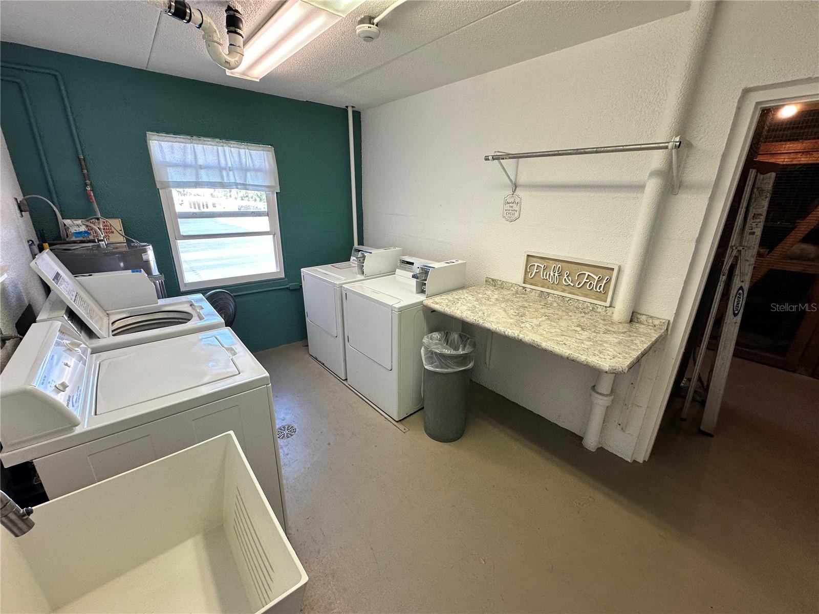 1300 N PORTOFINO DR #205, SARASOTA, FL, 34242