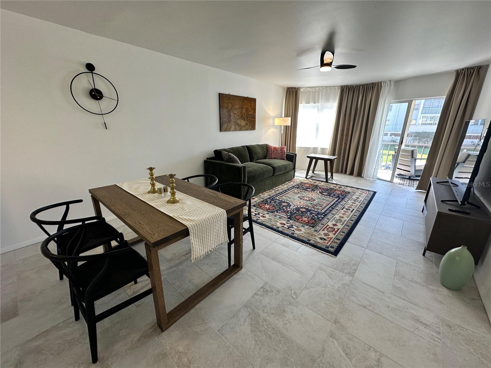 1300 N PORTOFINO DR #205, SARASOTA, FL, 34242