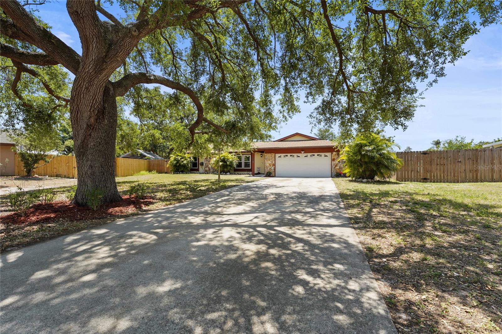 2219 LOCKWOOD MEADOWS CIR, SARASOTA, FL, 34234