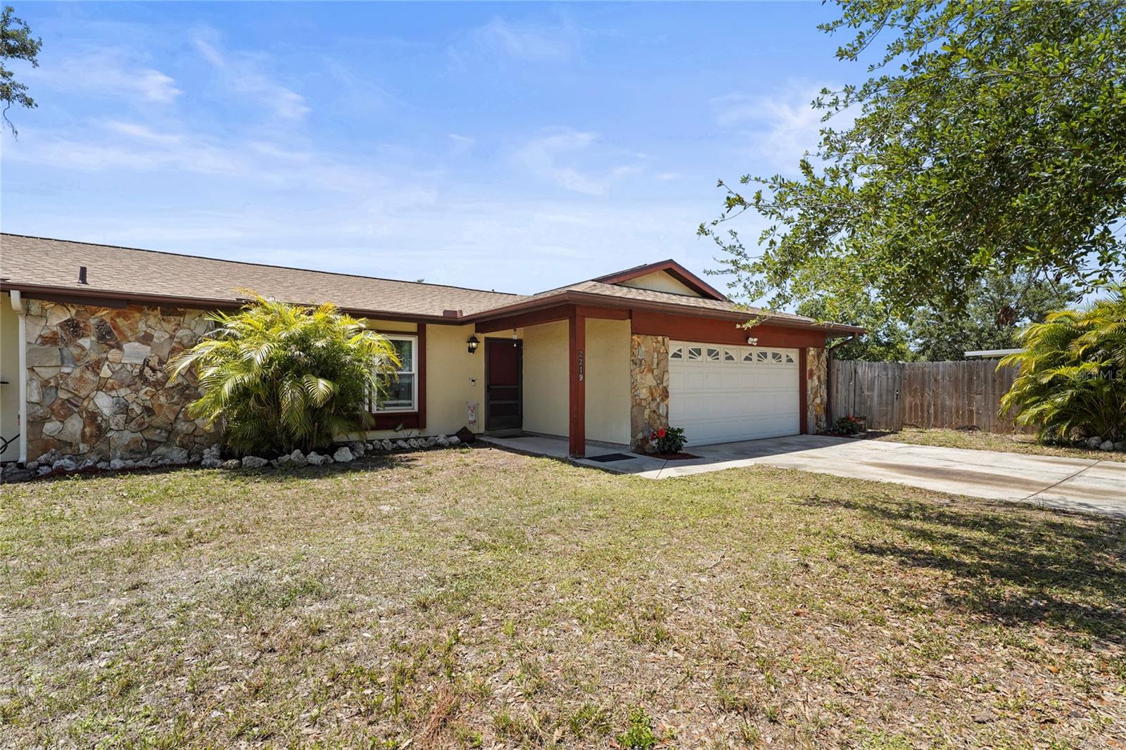 2219 LOCKWOOD MEADOWS CIR, SARASOTA, FL, 34234