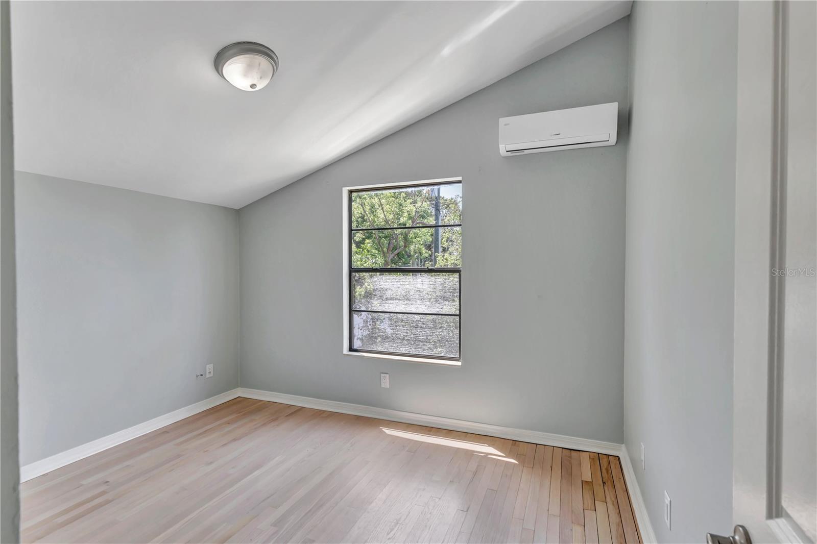 304 16TH AVE N, ST PETERSBURG, FL, 33704