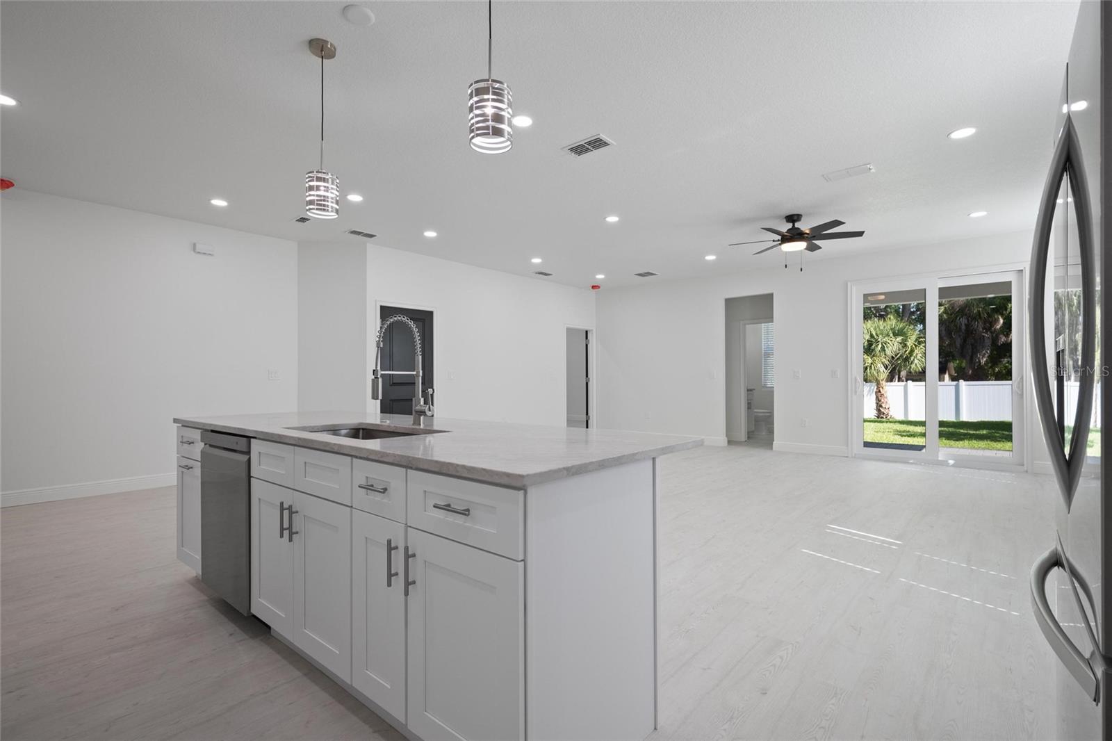 461 PENT ST, TARPON SPRINGS, FL, 34689