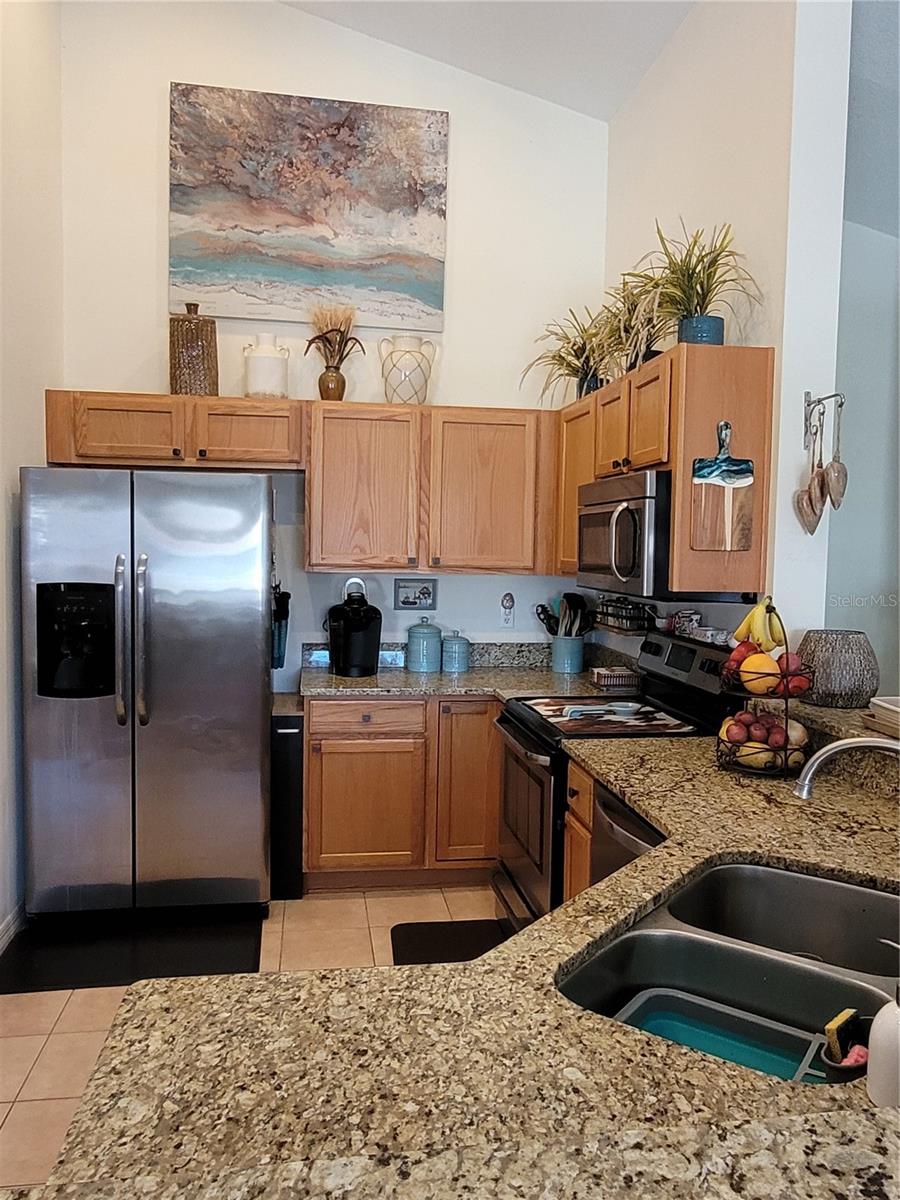 584 52ND AVE N, ST PETERSBURG, FL, 33703