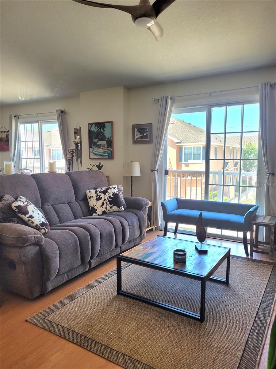 584 52ND AVE N, ST PETERSBURG, FL, 33703