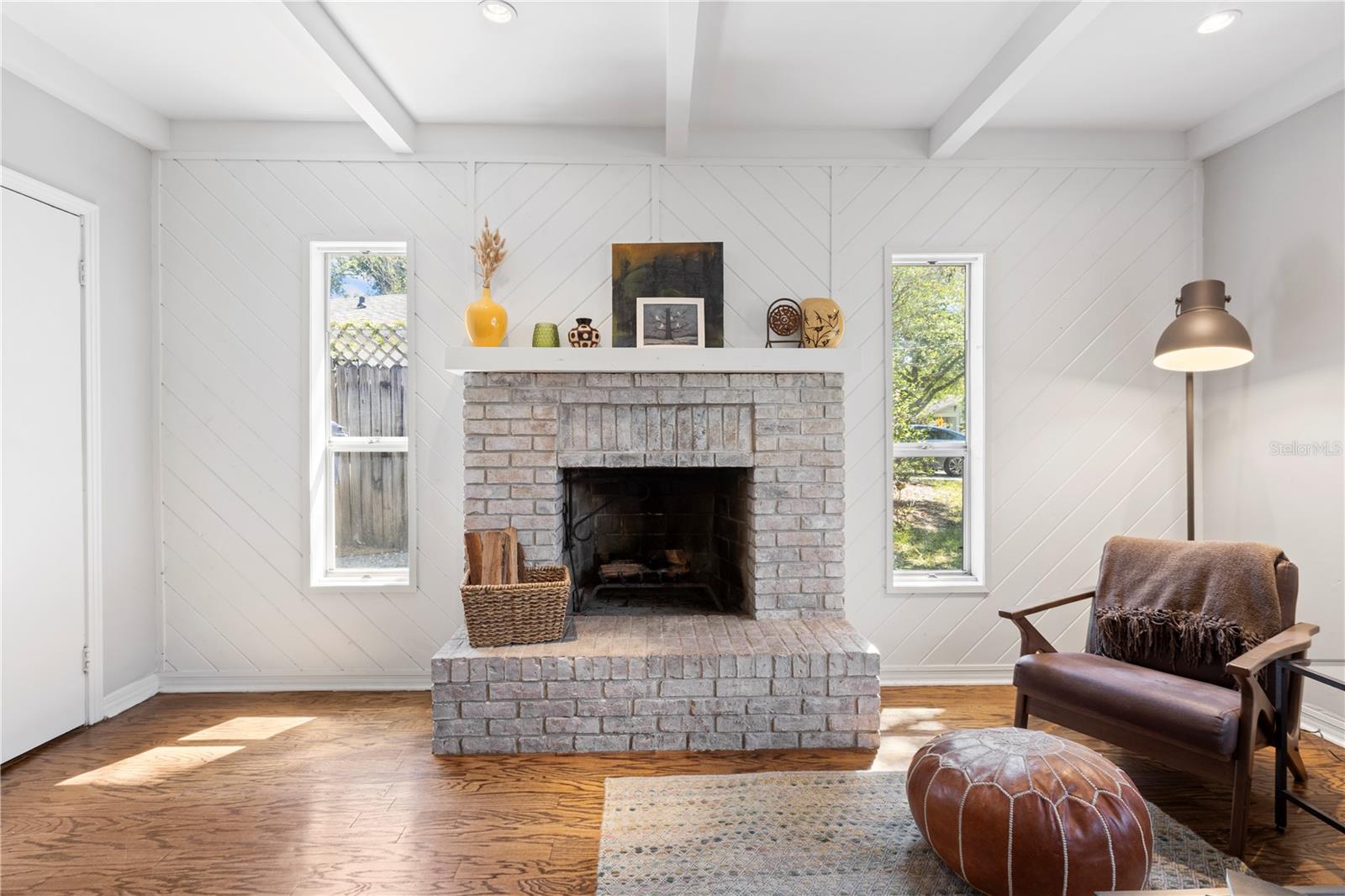 1222 E POWHATAN AVE, TAMPA, FL, 33604