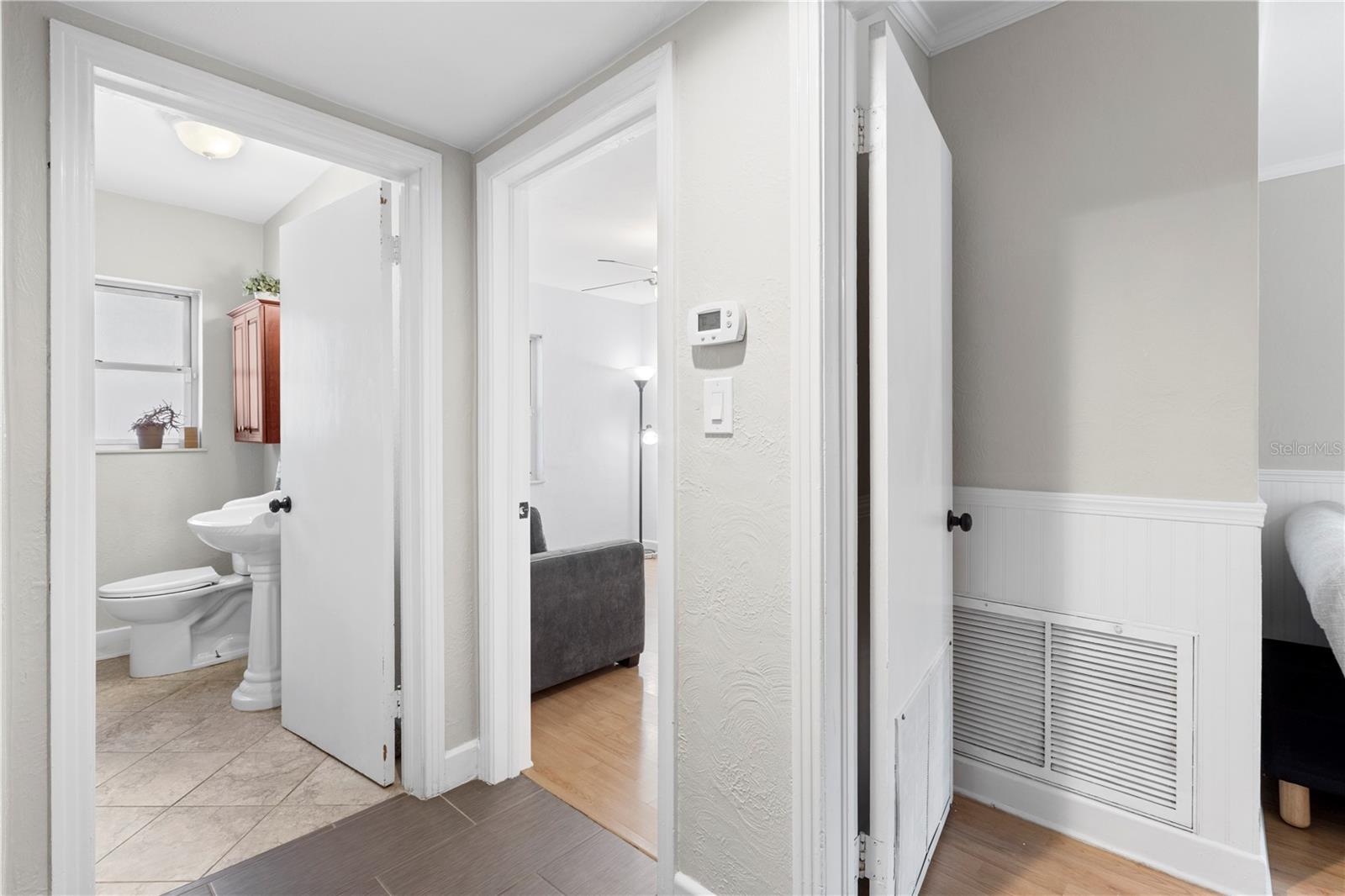 1222 E POWHATAN AVE, TAMPA, FL, 33604