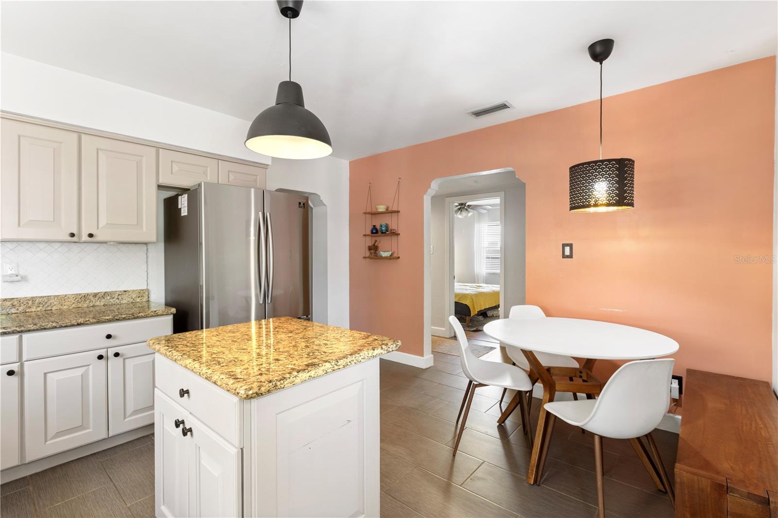 1222 E POWHATAN AVE, TAMPA, FL, 33604