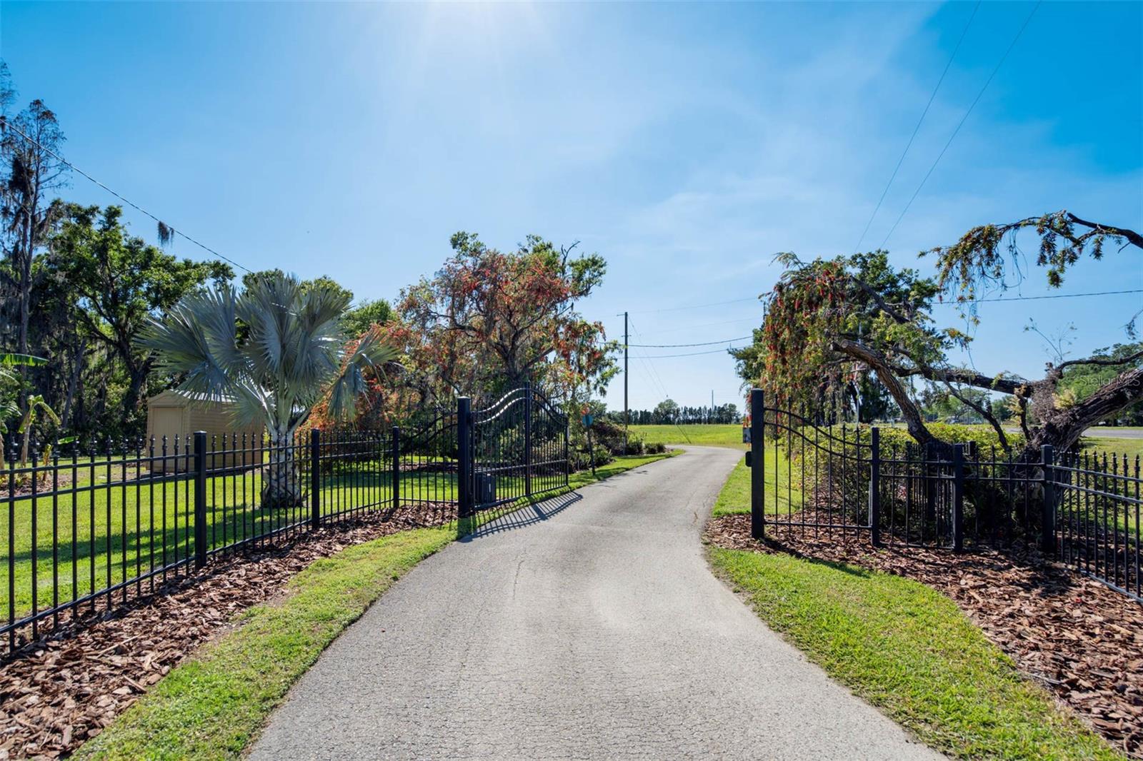 L4952200 Property Photo