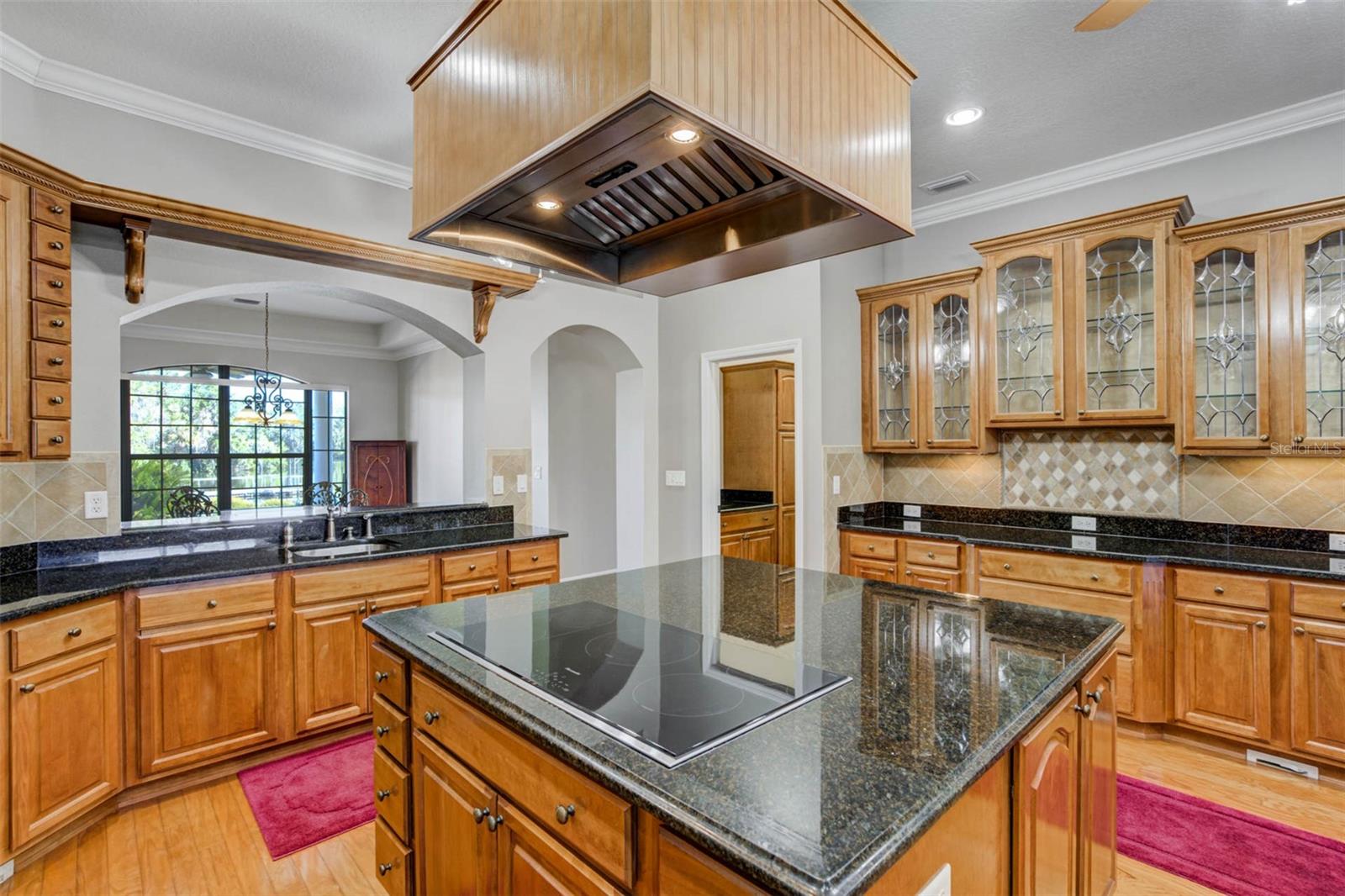 L4952200 Property Photo