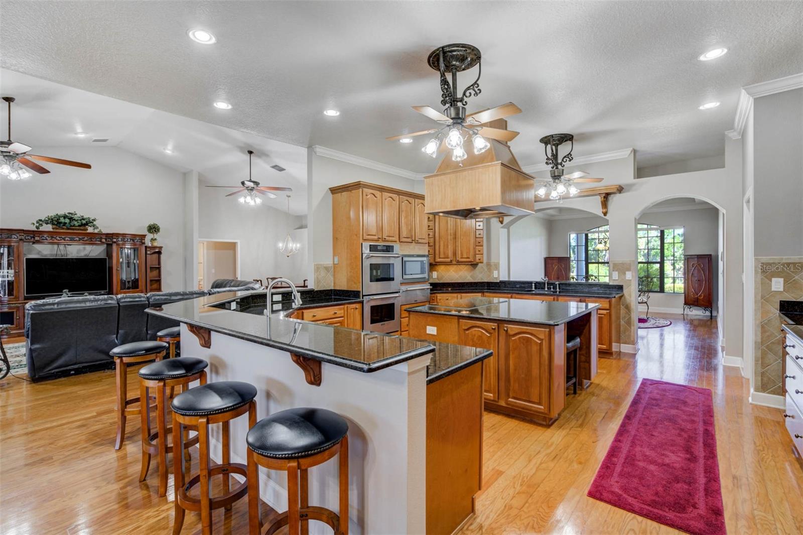 L4952200 Property Photo