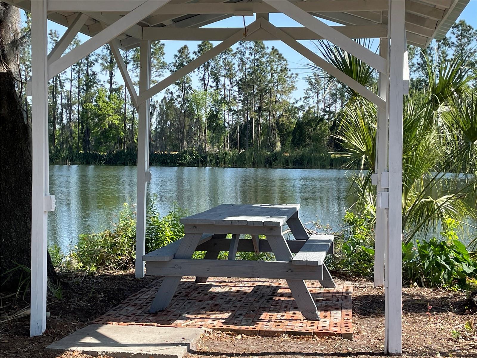 L4952200 Property Photo