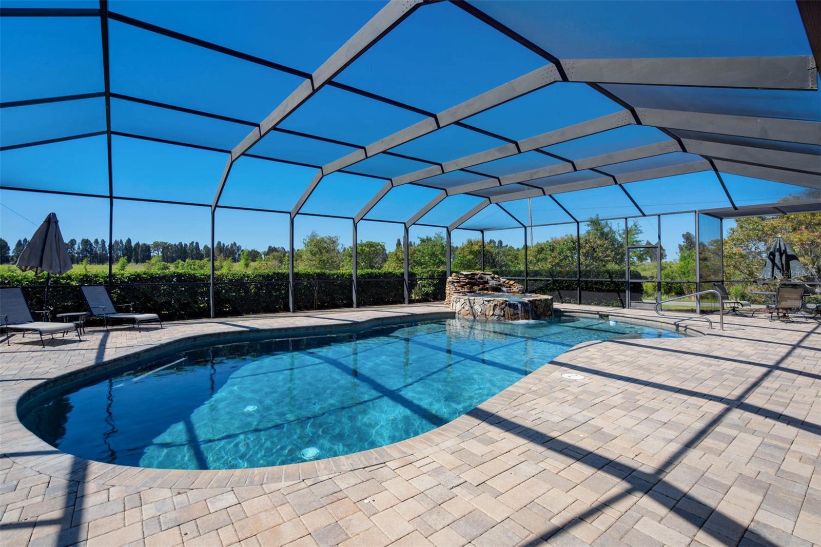 L4952200 Property Photo