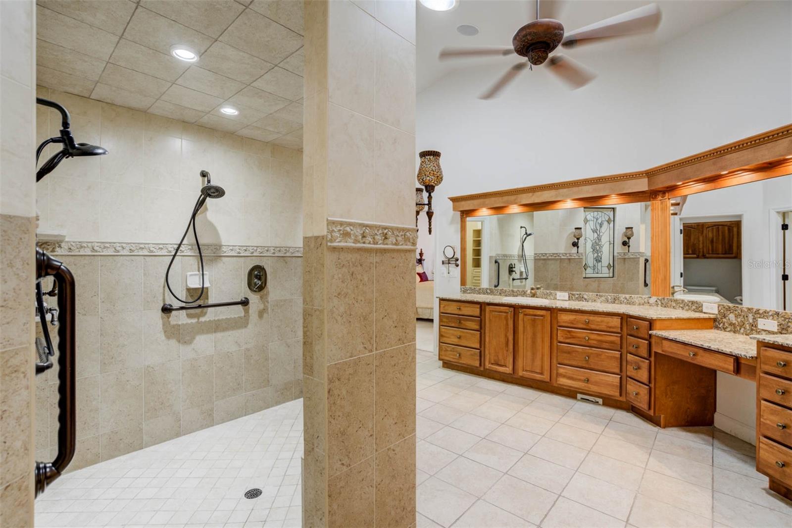 L4952200 Property Photo