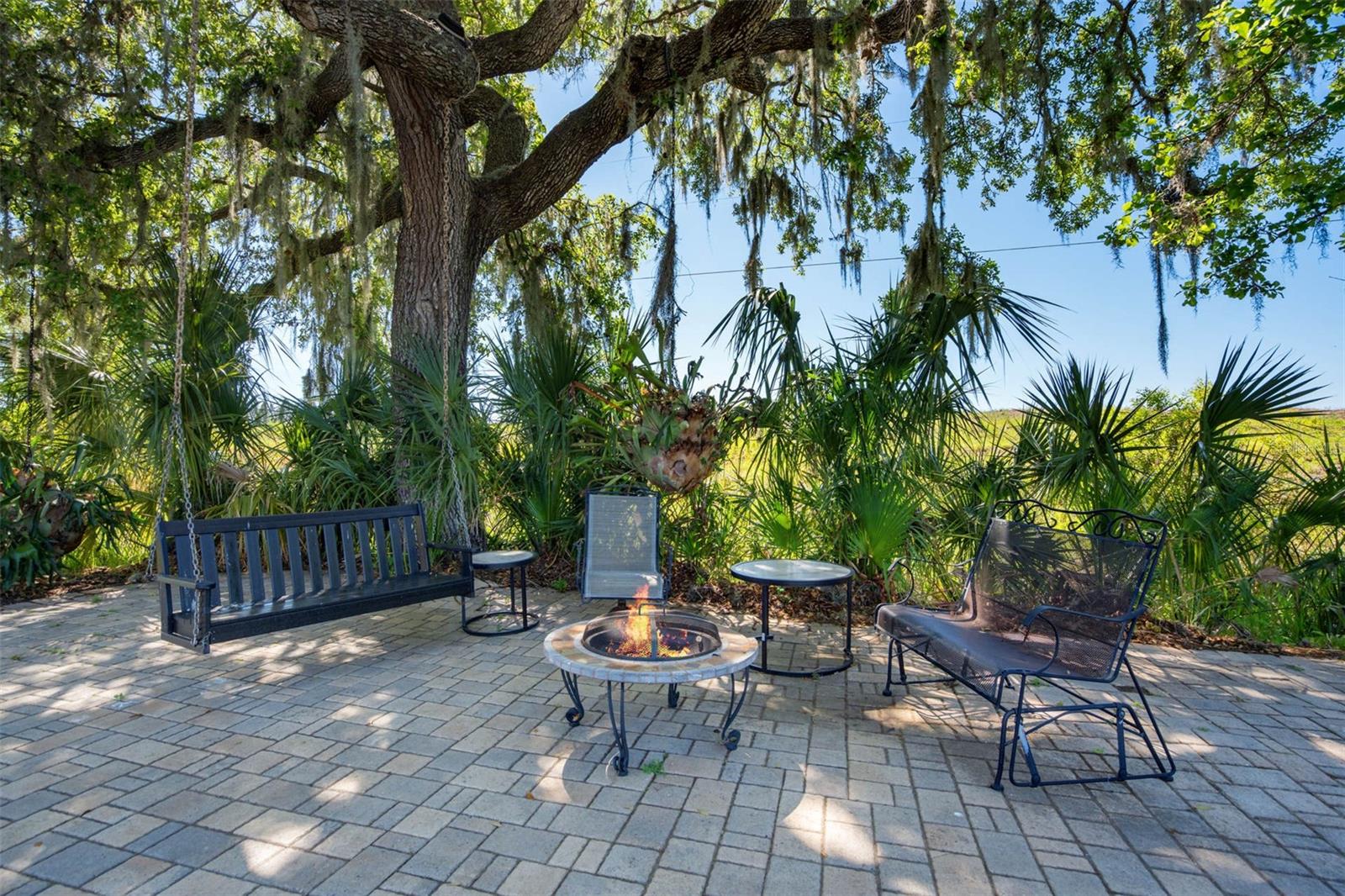 L4952200 Property Photo