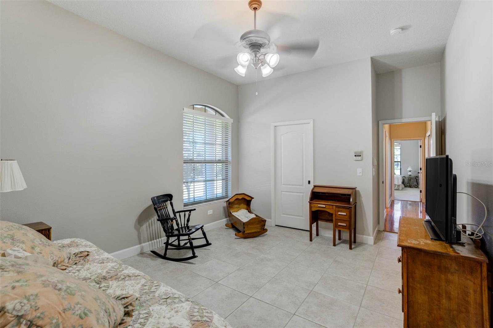 L4952200 Property Photo