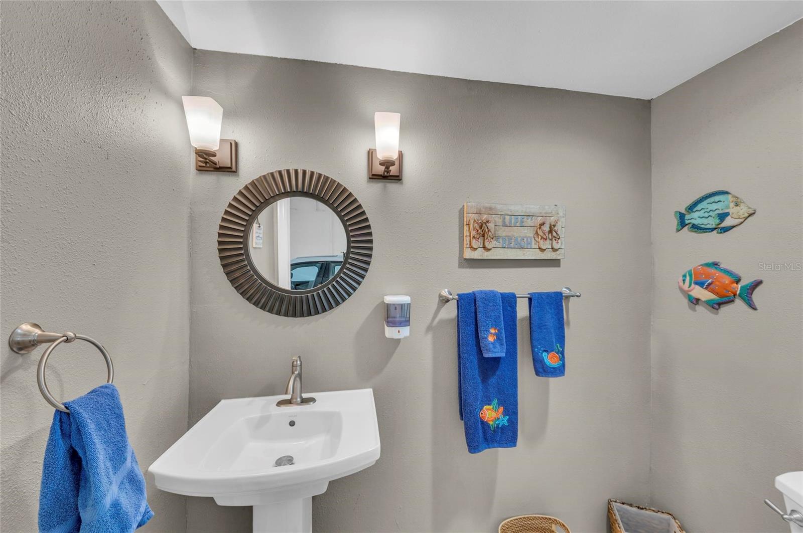 A4648844 Property Photo