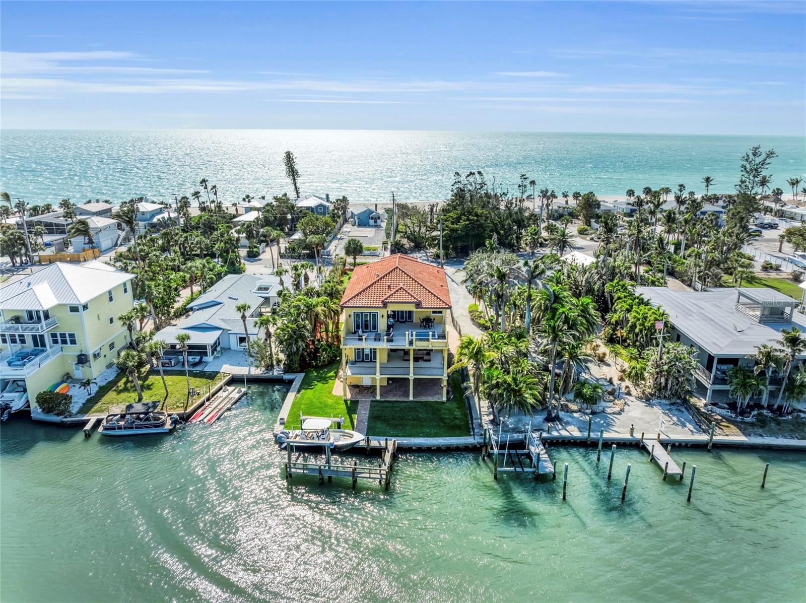 A4648844 Property Photo