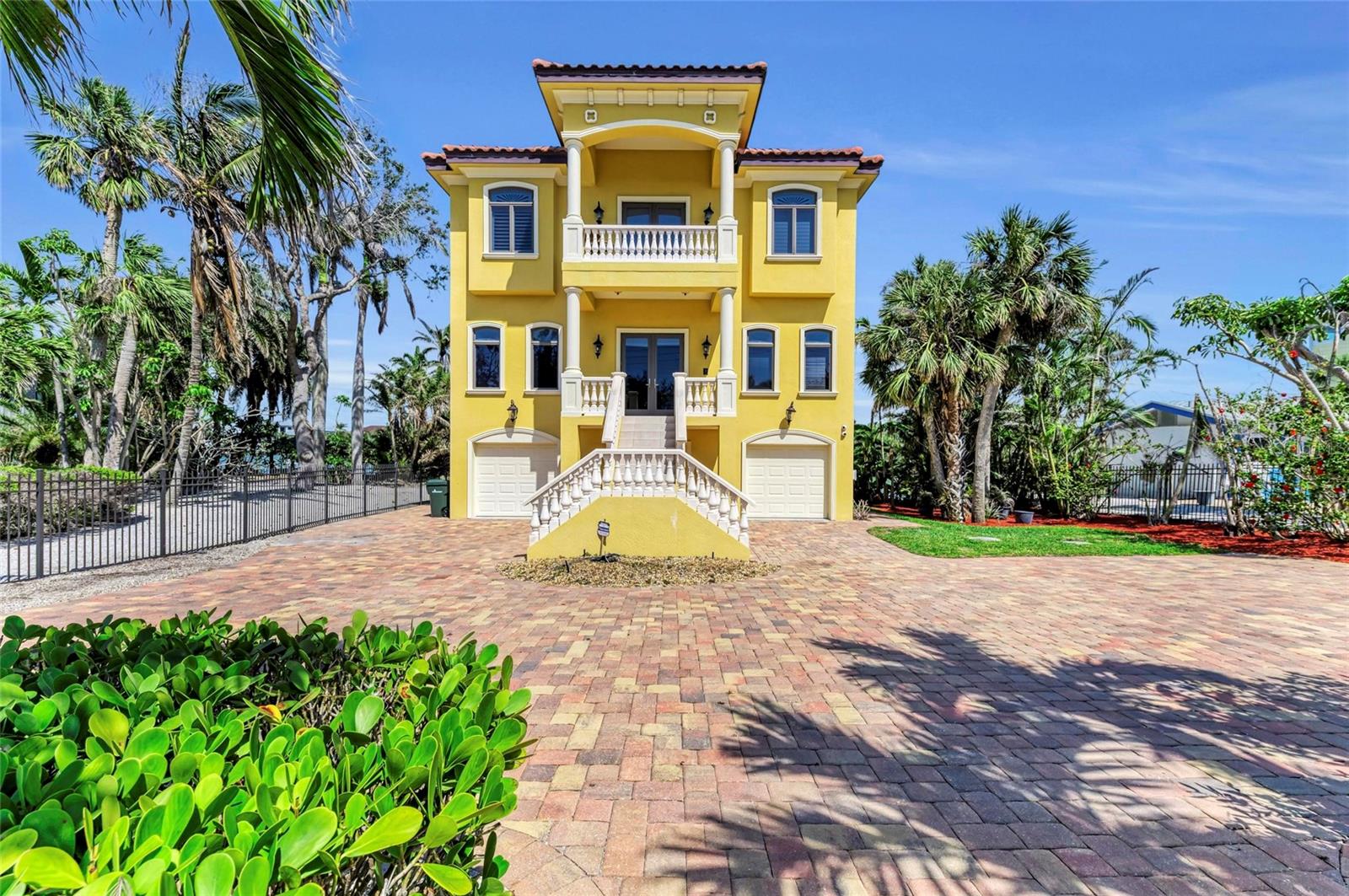 A4648844 Property Photo