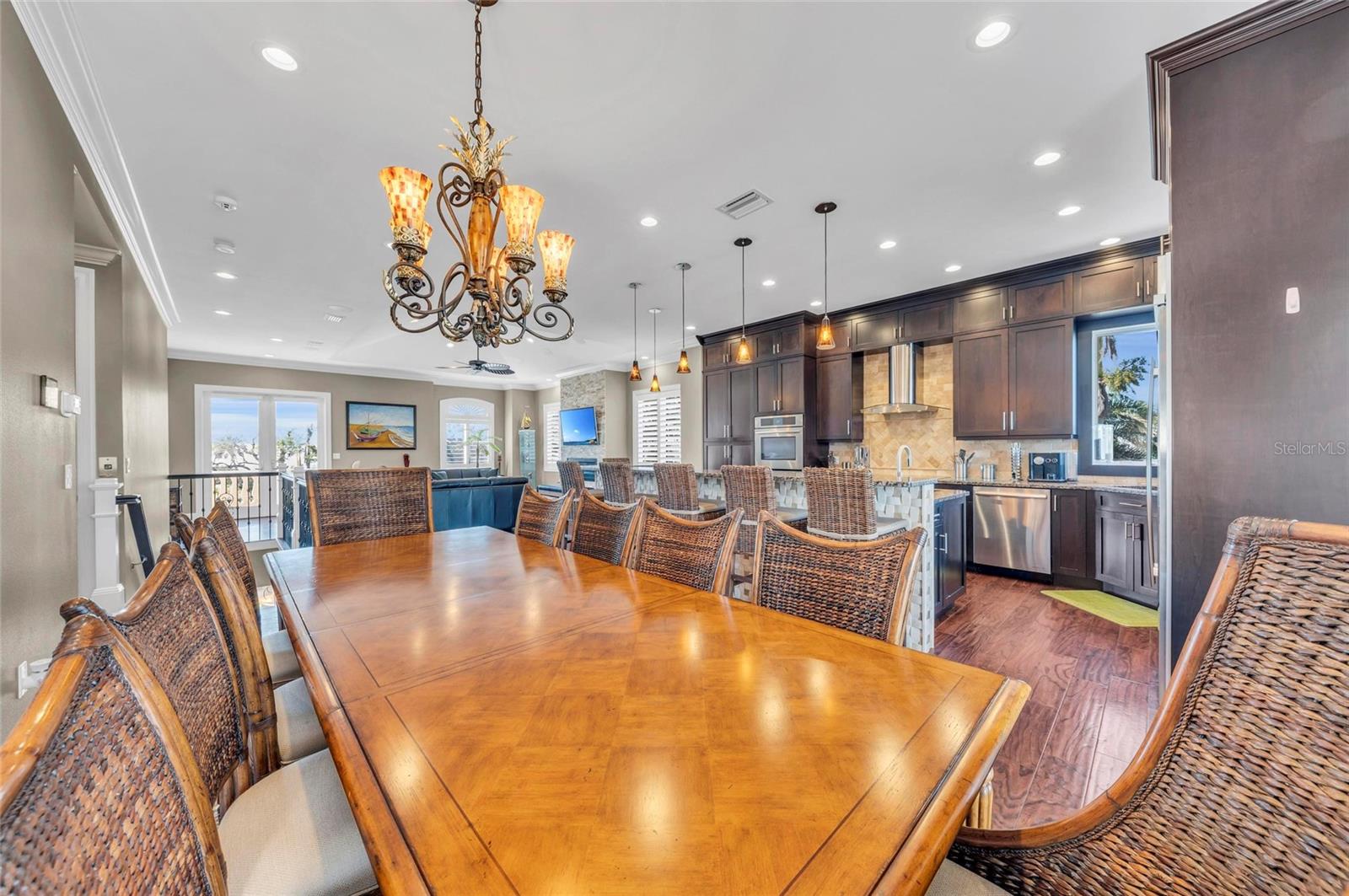 A4648844 Property Photo