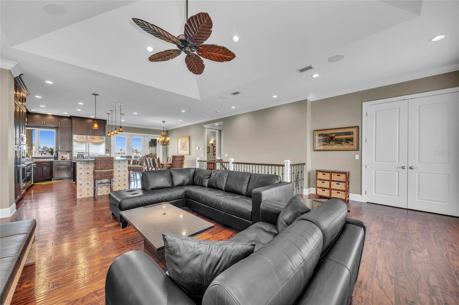 A4648844 Property Photo