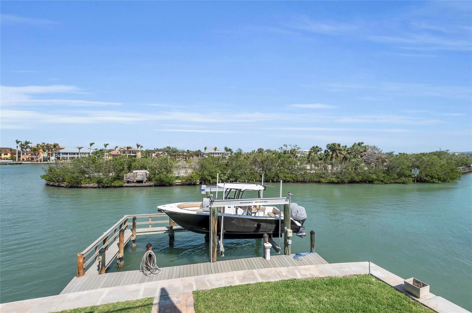 A4648844 Property Photo